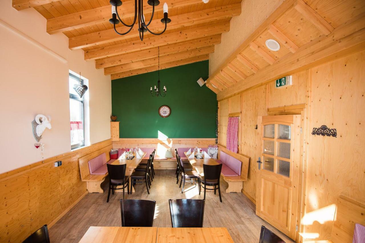 Hotel Schlemmerhütte - *